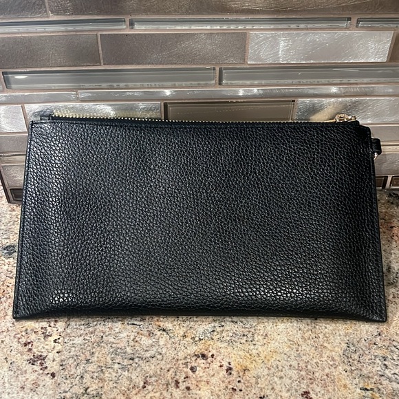 NWT Michael Kors Large Leather Jet Set Travel Wristlet - Picture 3 of 4